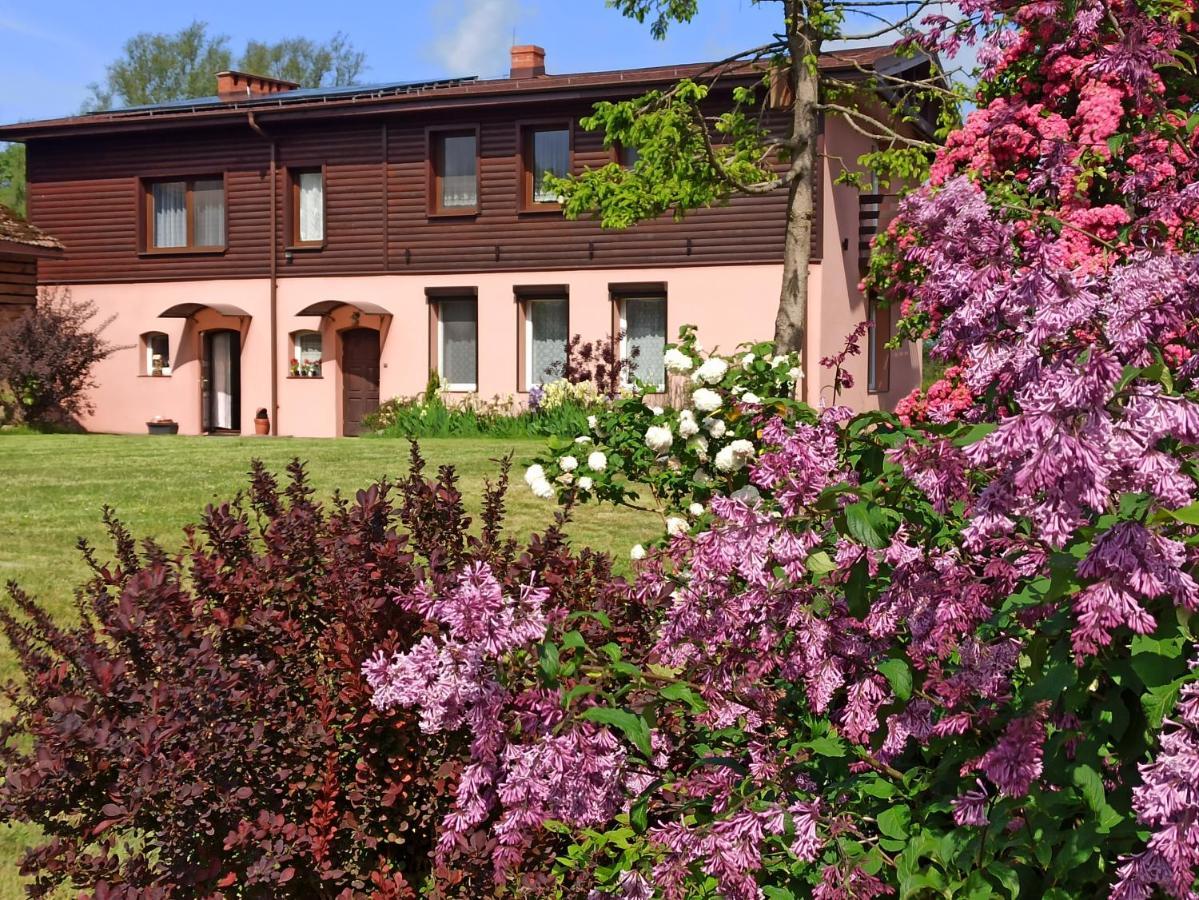 Dom Goscinny Przy Jeziorze Gardna Wielka Экстерьер фото